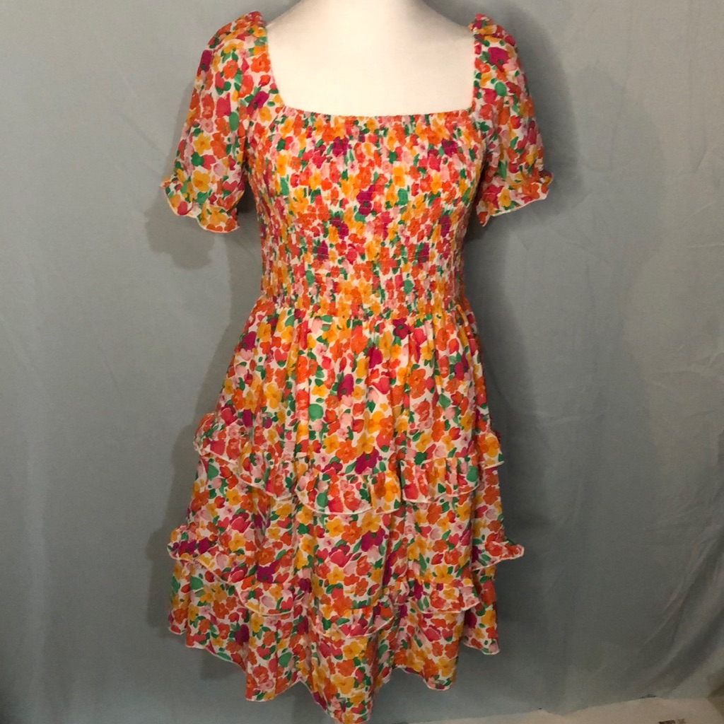 Boutique Floral Dress Nwot Size Medium 100% Polyester